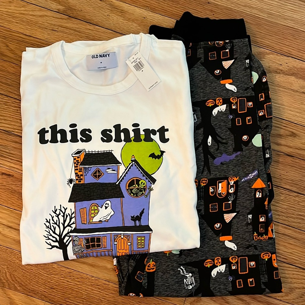 Men’s Old Navy Halloween pjs